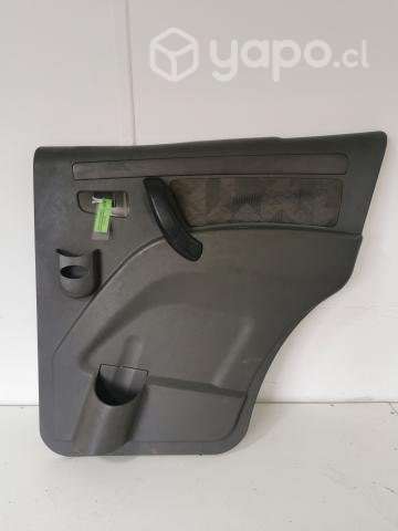 Tapiz Puerta Tras Der Pick Up 2.2 2018