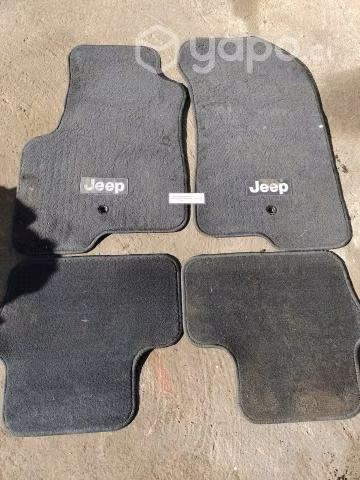 Juego Alfombras Piso (077) Jeep Patriot