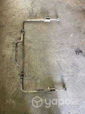 Barra estabilizadora trasera Pick Up 2015