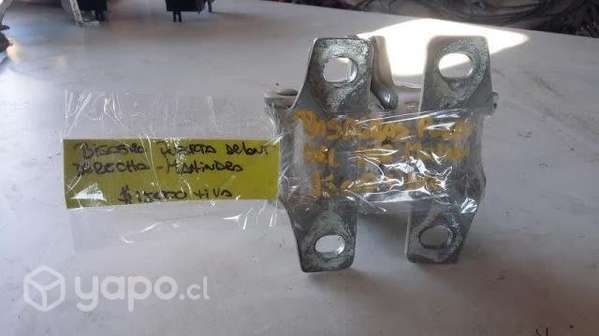 Bisagra puerta delantera derecha pick up