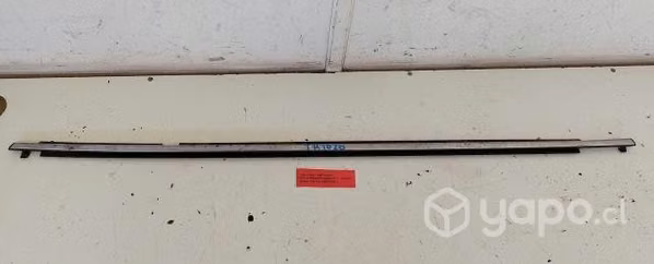 Moldura Lame Vidrio Puerta Tras Der (1020) RAV4