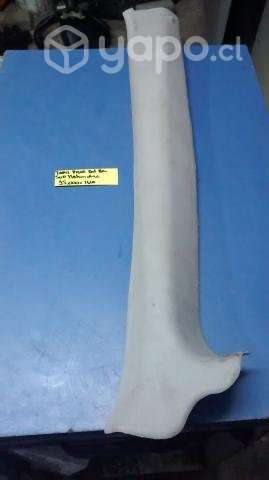 Tapiz cubre pilar delantero superior der Mahindra
