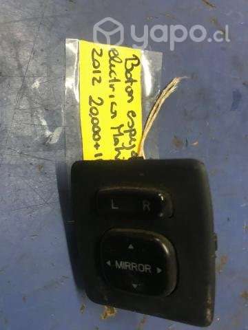 Boton espejos eléctricos Mahindra Pick up