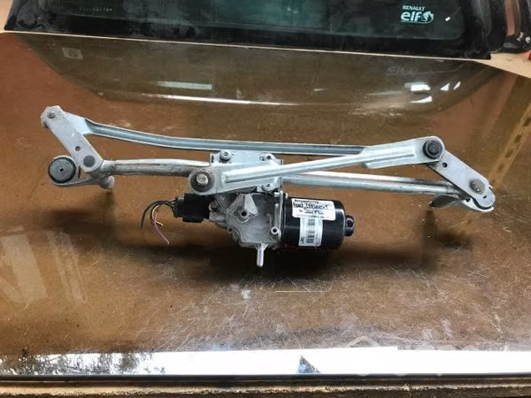 Motor con articulacion limpia parabrisas Ford Tra