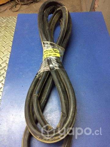 Goma contorno puerta trasera izq Ford Ranger2014