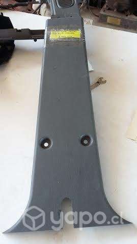 Tapiz cubre pilar central inferior der Pick Up