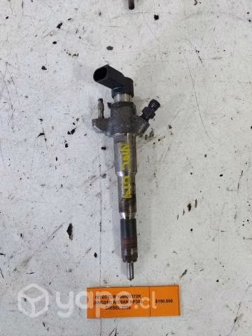 Inyector R (NNC014) Nissan NP300 Diesel