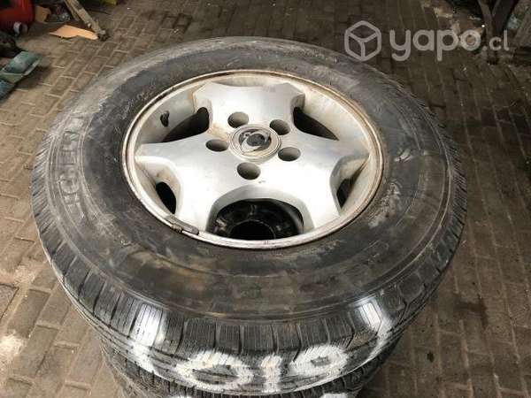 Llanta aluminio con neum 22575R16 (019) Ssangyong