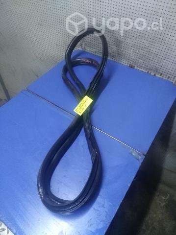 Goma contorno pilar tras izq Ford ranger 3.2