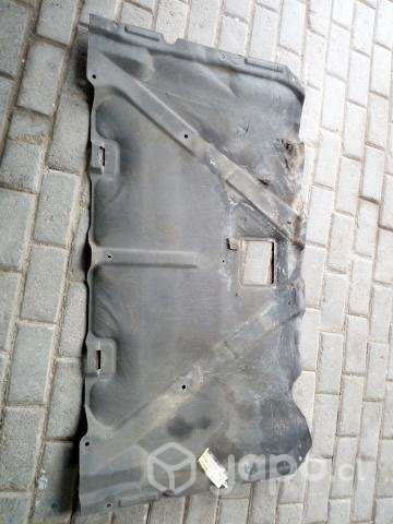 Tapiz capot Ford Ranger Tailandesa 
