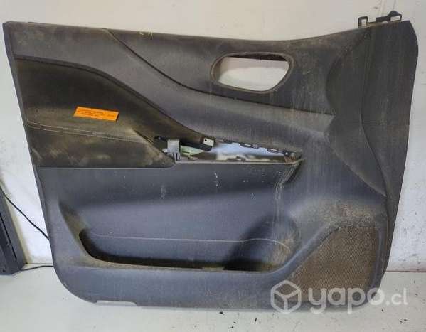 Tapiz Puerta Delantera Izquierda (NNC193) Nissan N