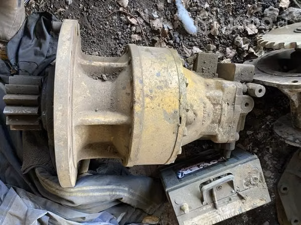 Motor de giro excavadora Caterpillar modelo 320