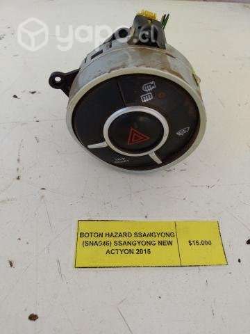 Boton Hazard (SNA046) Ssangyong New Actyon 2015