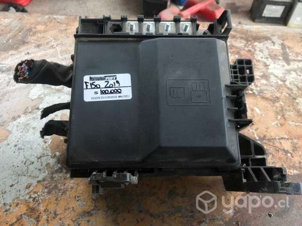 Caja fusible motor Ford F