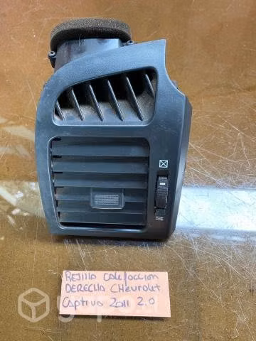 Rejilla calefaccion derecha tablero Chv Captiva