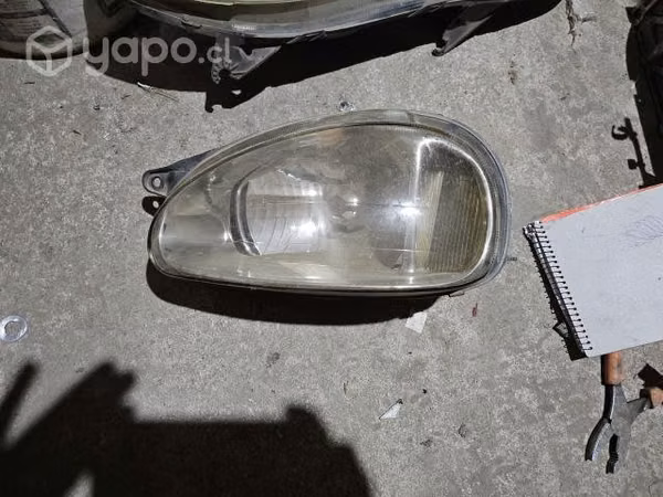 Optico chevrolet corsa lh