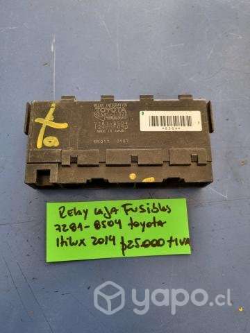 Relay caja fusible 7281-8504 Toyota Hilux 2014