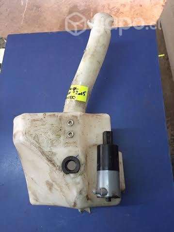 Deposito agua parabrisas Ford Ranger 2015