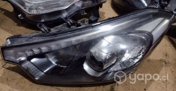Optico izquierdo Kia Cerato 2014 2015 2016 LED
