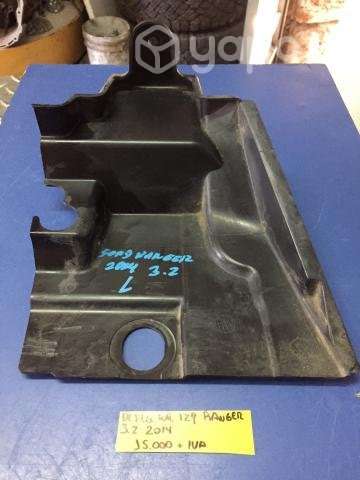 Deflector radiador izq frontal Ranger 3.2 2014