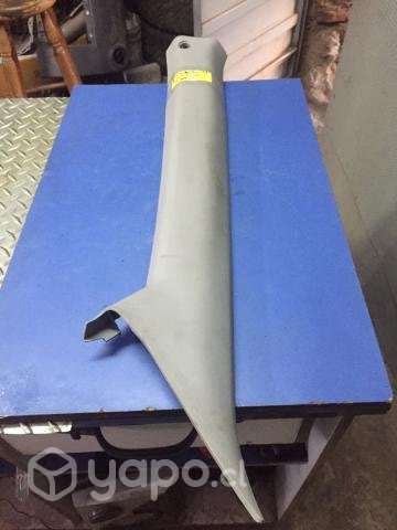 Tapiz cubre pilar delantero superior izquierdo Ssa