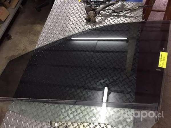 Vidrio puerta delantero izquierdo Ssangyong Actyon