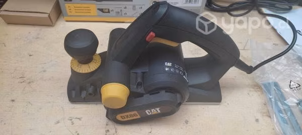 Cepillo electrico 82mm 900w cat