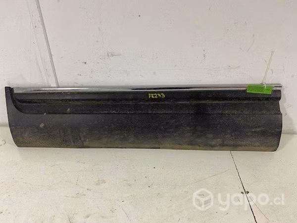 Moldura exter inf pta del izq /FE273) Explorer 3.5