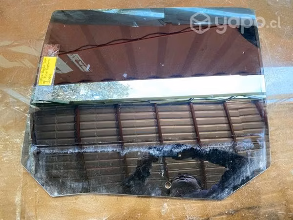 Vidrio original puerta tras izq Ford Explorer 2014