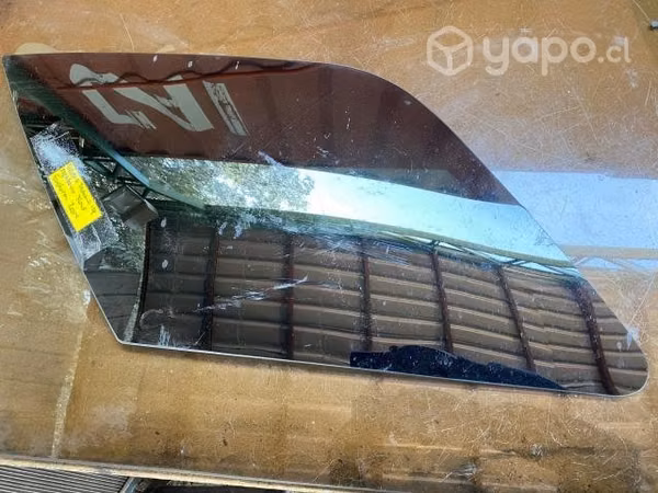Vidrio original tapabarro tras izq Explorer 2014