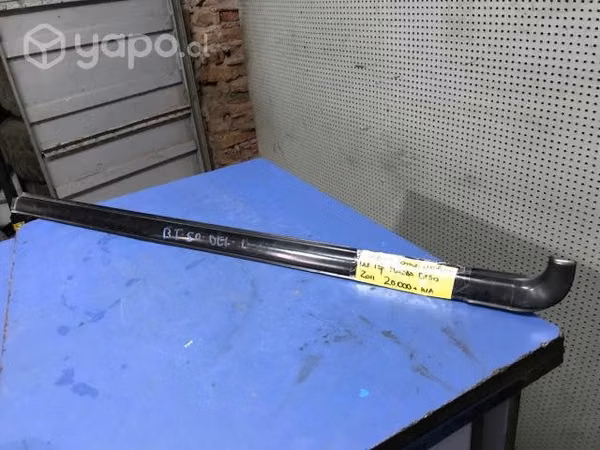 Moldura lame vidrio del izq Ford Ranger 2007-2012