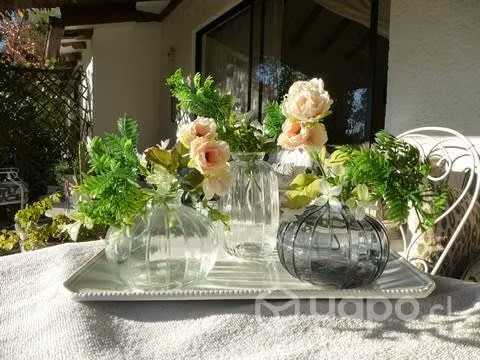 Set Floreros con Bandeja y Flores