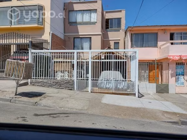 Casa, Calle Orella