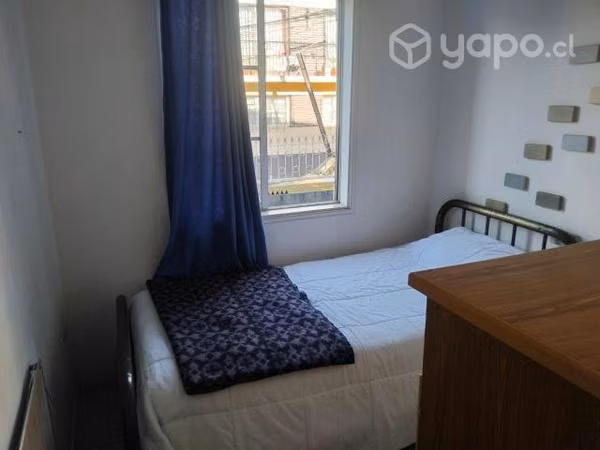 Habitación individual baño privado en Cerro Alegre