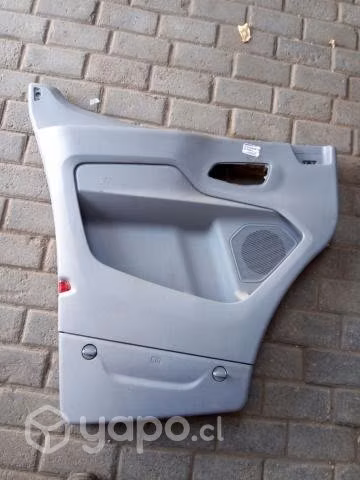 Tapiz puerta delantera izquierda Ford Transit 2017