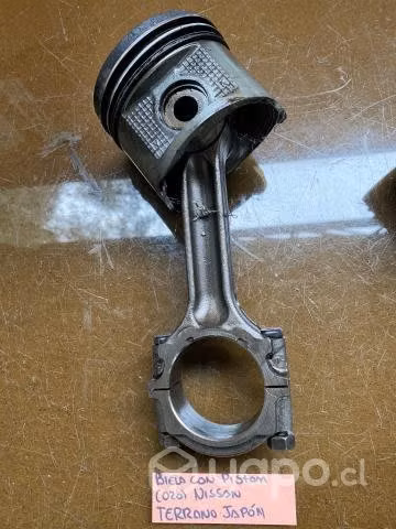 Biela con piston (020) Nissan Terrano Japon