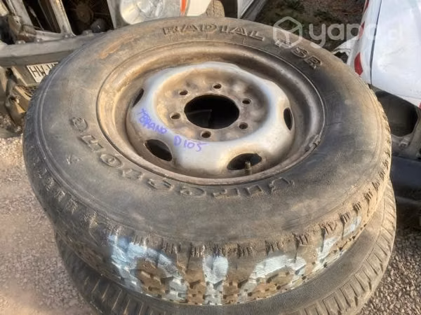 Llanta fierro con neumatico (D105) Nissan Terrano