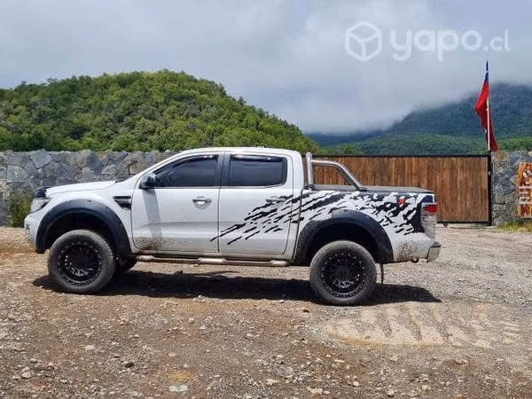 Ford ranger 2015 4x4 xlt 3.2