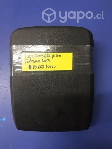 Tapa consola central piso Nissan Terrano