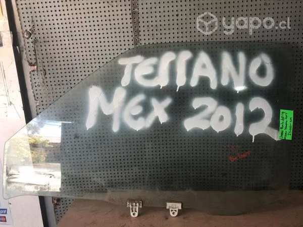 Vidrio Puerta delantera izquierda Nissan Terrano