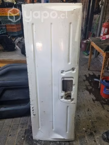 Portalon Detalle (NTX147) Nissan Terrano 2.5 Dies