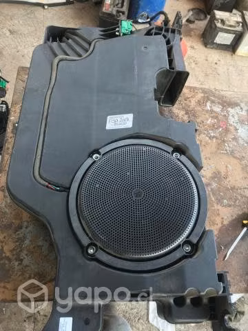 Parlante Subwoofer JL3T-19A067-KC Ford F150 2019