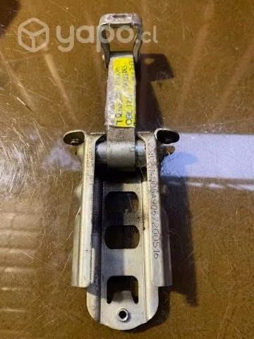 Trinquete puerta del izq Mercedes Benz Sprinter
