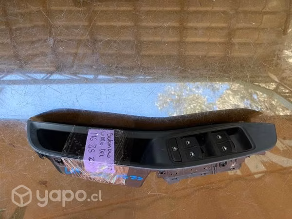 Botonera alza vidrio puerta del Izq MG ZS 2019
