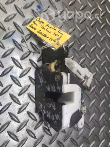 Chapa puerta trasera der Mitsubishi Montero 1998-1