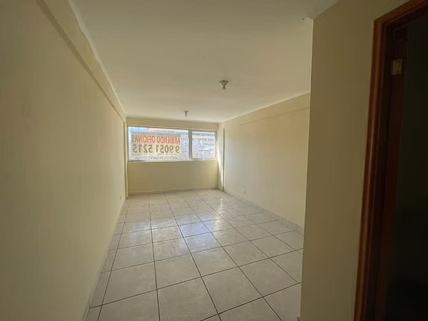 Oficina OFICINA EN ARRIENDO EN VON SCHROEDER (CÓD. 392)