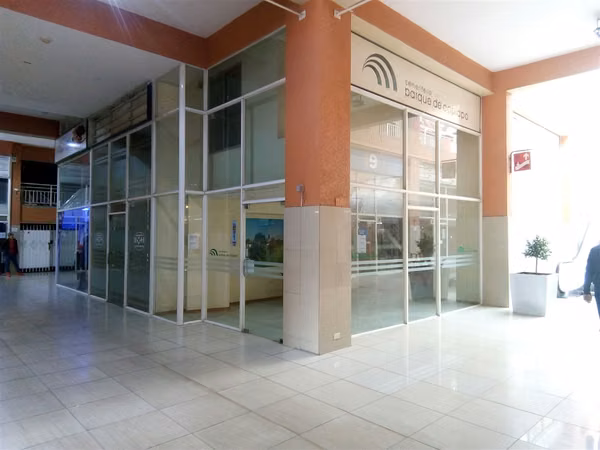 OFICINA Local comercial Cosmocentro Plaza Real.