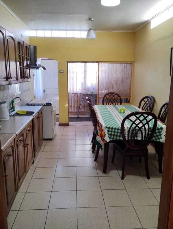 SE ARRIENDA AMPLIA CASA EN CALAMA V.CHICA (45542)