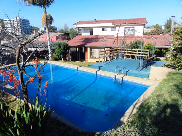Vendo Casa 295 m2 Construidos, 5 Habitaciones, Quilpué