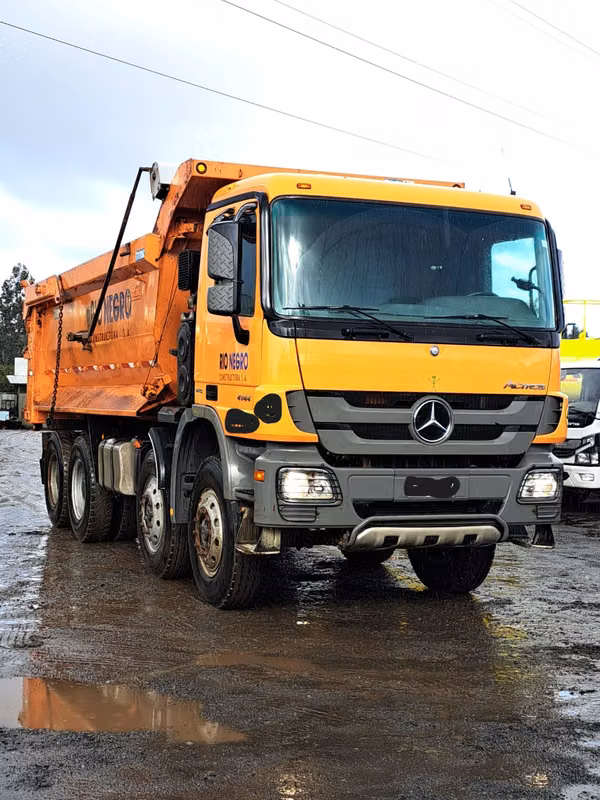 Camión Tolva 20m3 Mercedes Benz Actros 4144K 2019